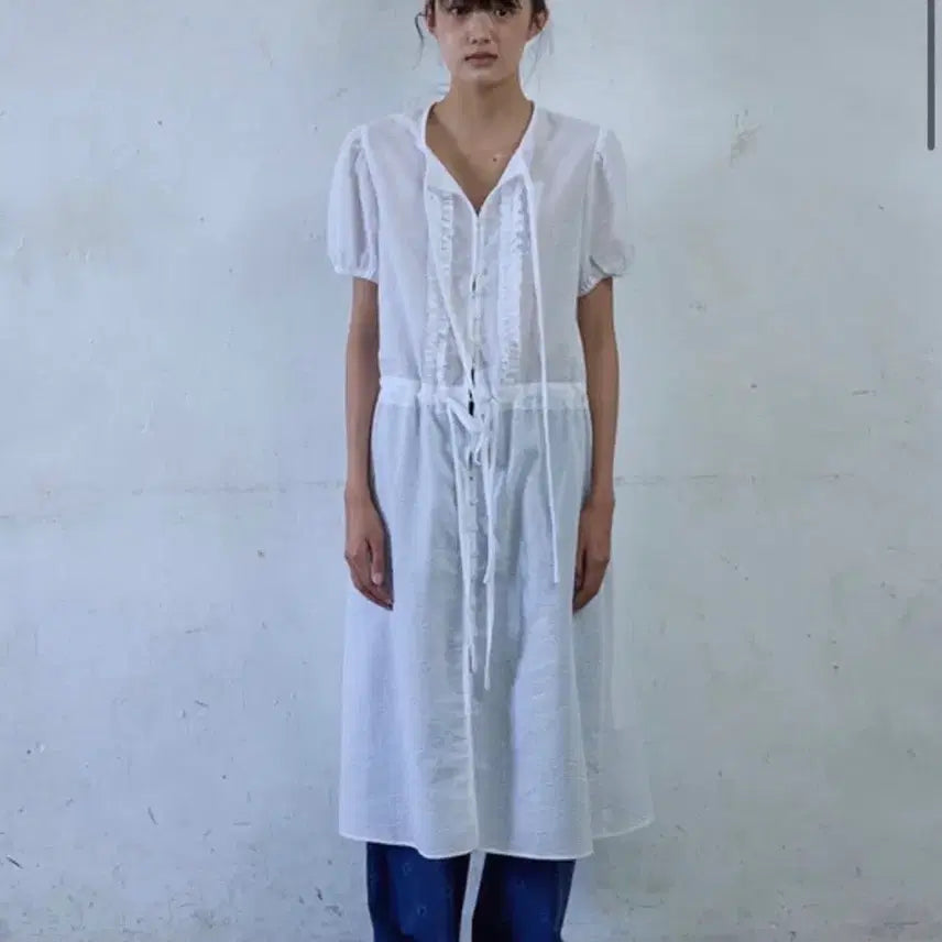 [BUNJANG] Hocus Pocus Cold Sucker Frill Shirt Dress / 호쿠스포쿠스 콜드 서커 프릴 셔츠드레스