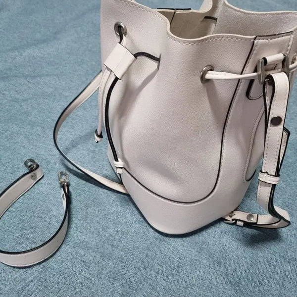 [BUNJANG] Mur Bucket Bag with Shoulder Strap / mur 무르  아인백 버킷백 숄더 스트랩 포함