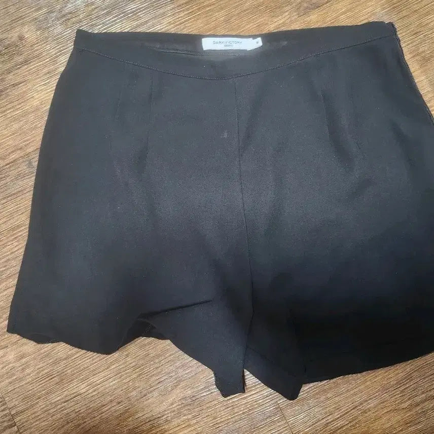 [BUNJANG] Black Formal Shorts / 정장반바지