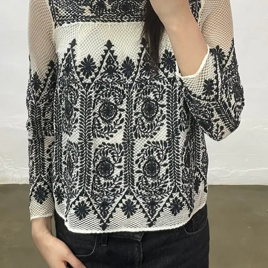 [BUNJANG] SEA NEW YORK Embroidered Lace Blouse Size 0 / SEA NEW YORK 자수 레이스 블라우스 0사이즈