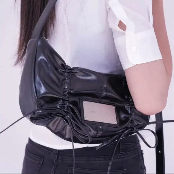 [BUNJANG] Matinkim Half Shirring Ribbon Round Bag Black / 마뗑킴 하프 셔링 리본 라운드백 블랙