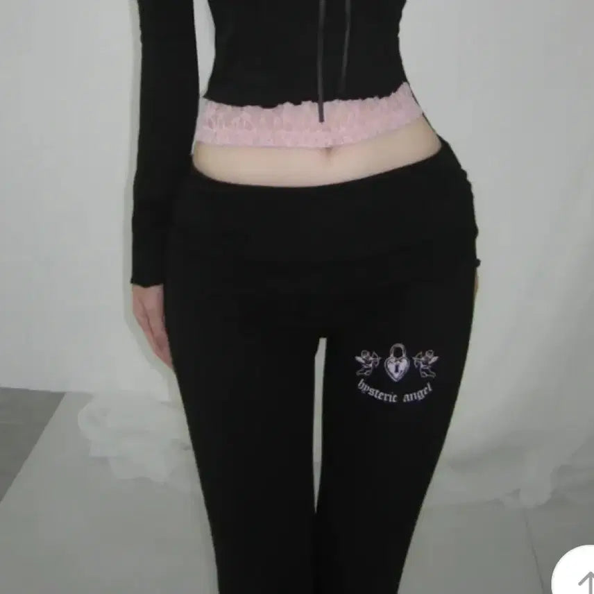 [BUNJANG] Angel Pink Low-Rise Bootcut Folding Training Pants Y2K Gal / 엔젤 핑크 로우라이즈 부츠컷 폴딩 트레이닝 팬츠 y2k 갸루 에이블리