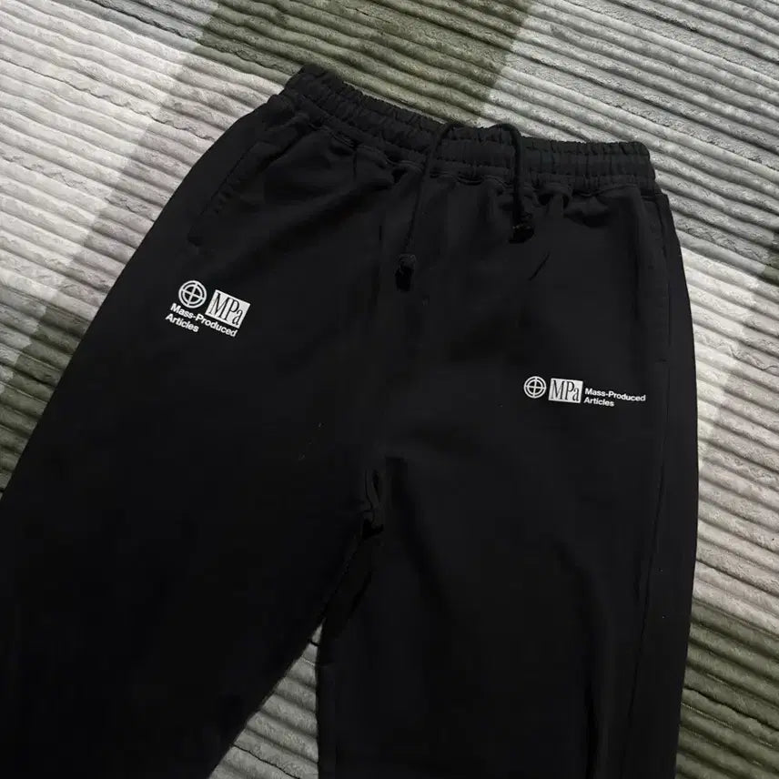 [BUNJANG] Plastic Product Sweatpants M / 플라스틱 프로덕트 스웻 팬츠 M