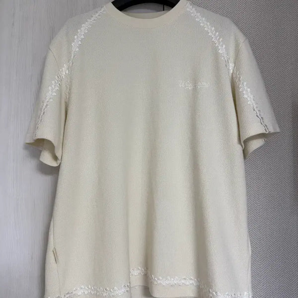 [BUNJANG] Wooyoungmi Embroidered Short-Sleeve T-Shirt Ivory / (48) 25ss 우영미 라인 자수 반팔 티셔츠 아이보리