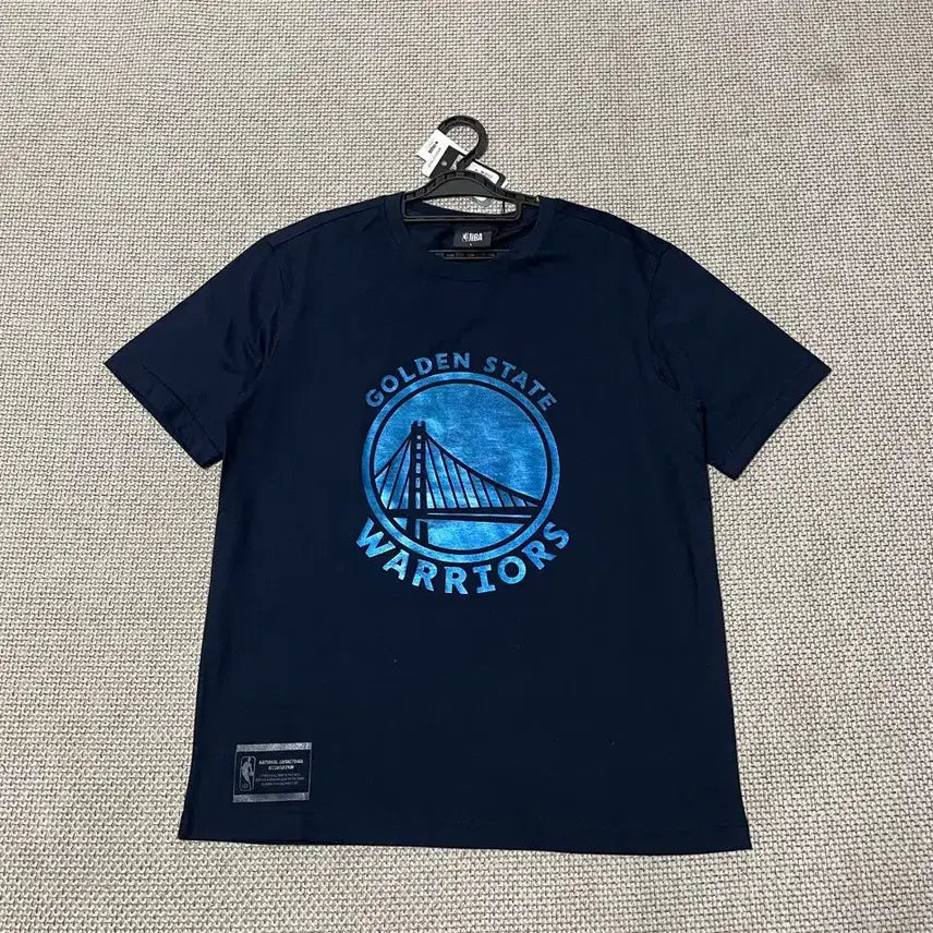 [BUNJANG] NBA Golden State Warriors Round Short Sleeve T-Shirt (L/100) / L 새상품 NBA 골든스테이트 라운드 반팔티 B.8628