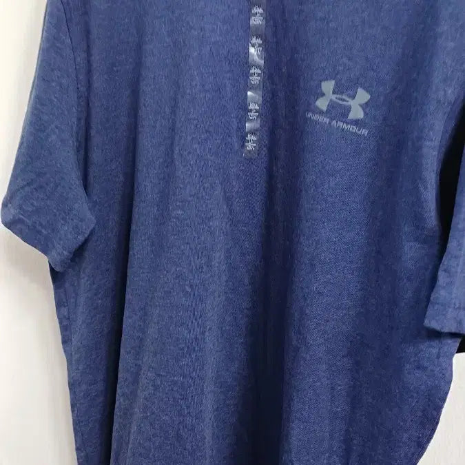 [BUNJANG] Under Armour Short Sleeve T-Shirt Navy / 언더아머 (새)티 반가슴58 길이