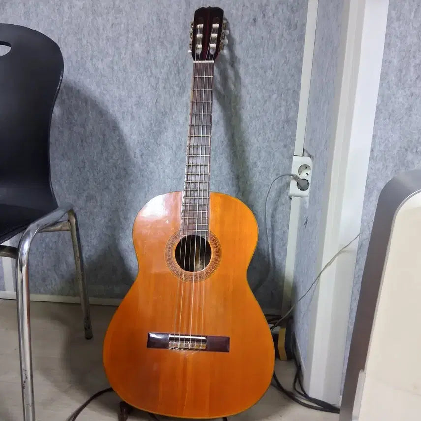 [BUNJANG] Classical Guitar (Set of 2) / 클래식기타 2대