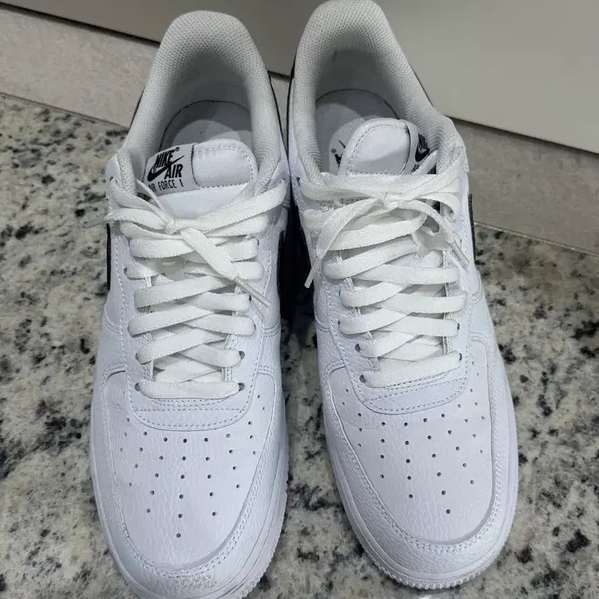[BUNJANG] Nike Air Force 1 Low White Sneakers (Size 290) / 나이키 에어포스 1 로우 화이트