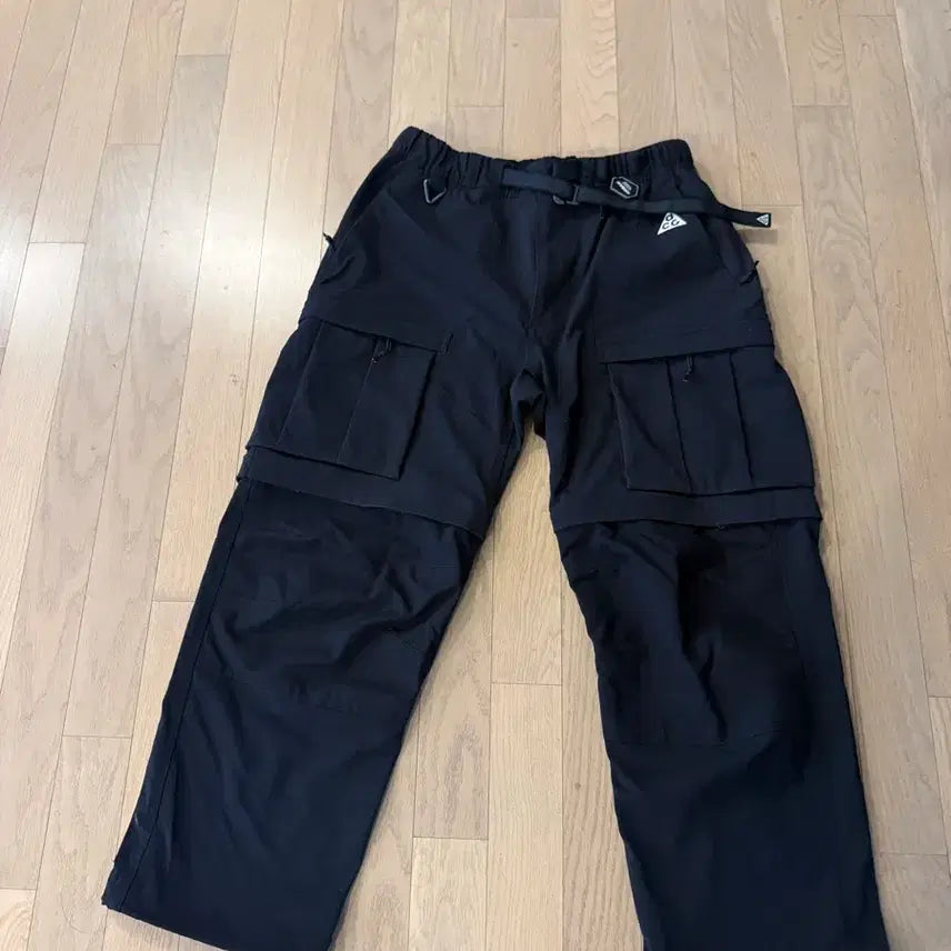 [BUNJANG] Nike ACG Smith Summit Cargo Pants Black Anthracite Asia L / 나이키 ACG 스미스 서밋 카고 팬츠 블랙 앤트러사이트 - 아시아 L