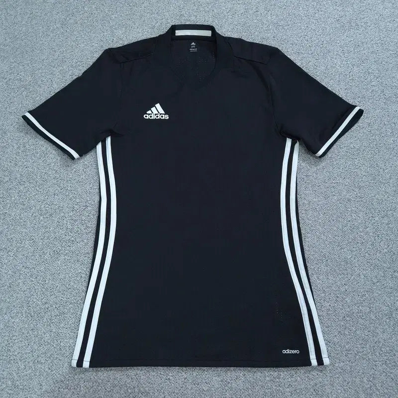[BUNJANG] Adidas Short-Sleeve T-Shirt Size 95 / 095 아디다스 반팔 티 | 0707C26