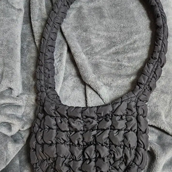 [BUNJANG] COS Quilted Cross Messenger Bag Black / 코스 퀄티드 크로스 메신저백 블랙
