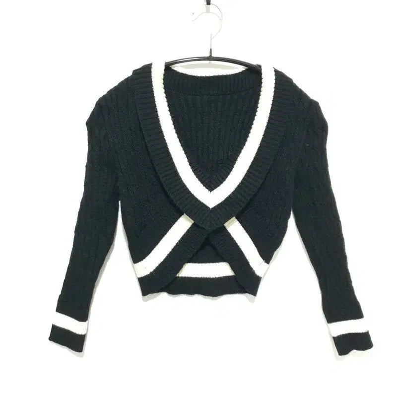 [BUNJANG] Cropped V-Neck Cable Knit Top / 크롭 브이넥 케이블니트 F_i4758
