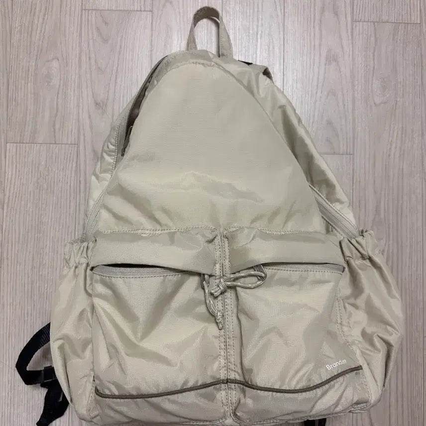 [BUNJANG] Brandon Backpack Beige / 브랜든 베이지 백팩 팝니다(3.5만원/배송비포함)