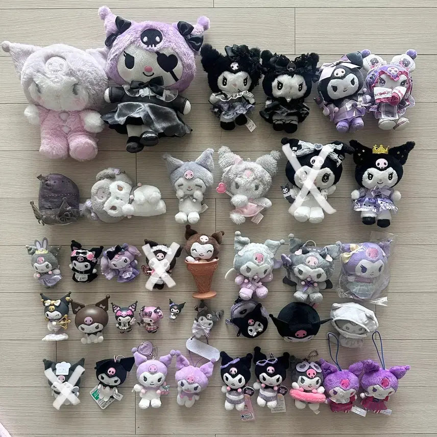 [BUNJANG] Sanrio Kuromi Mascot Charm Figure Bundle Set / 쿠로미 일괄 마스코트 인형 키링 피규어 치유 메로쿠로 로미아레 고전