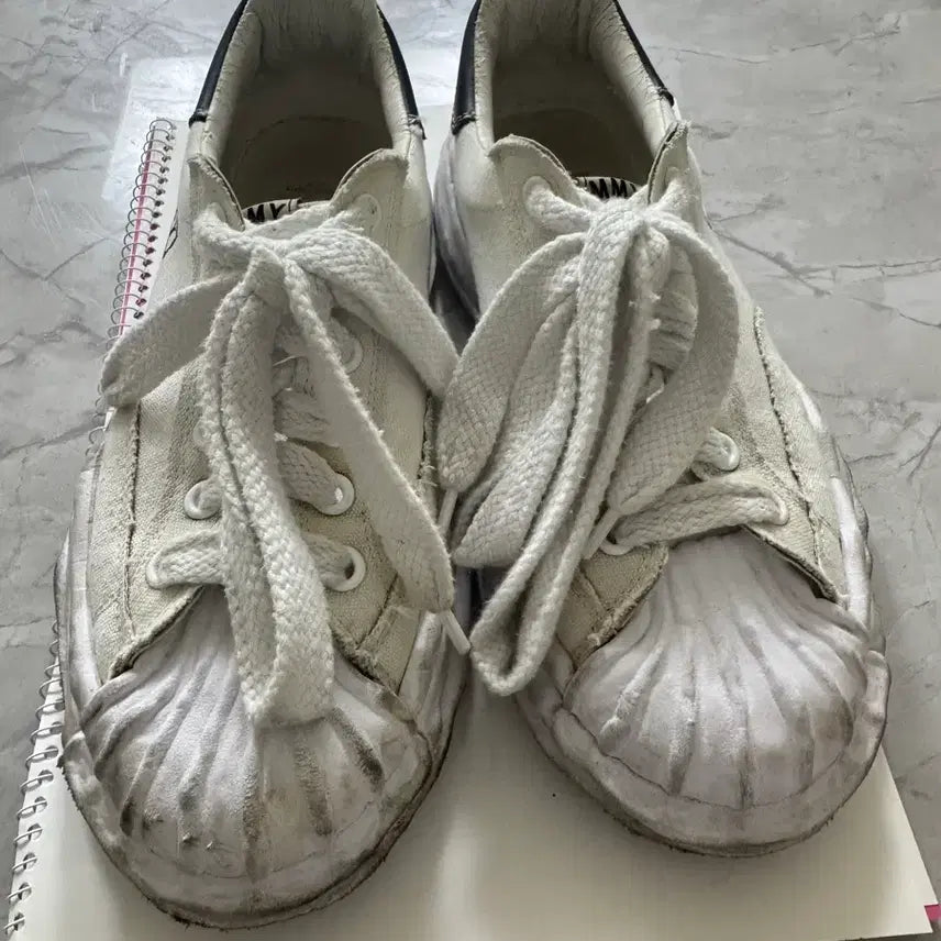[BUNJANG] Maison Mihara Yasuhiro Blakey OG White Sneakers / 메종 미하라 야스히로 블레이키 OG 화이트 42