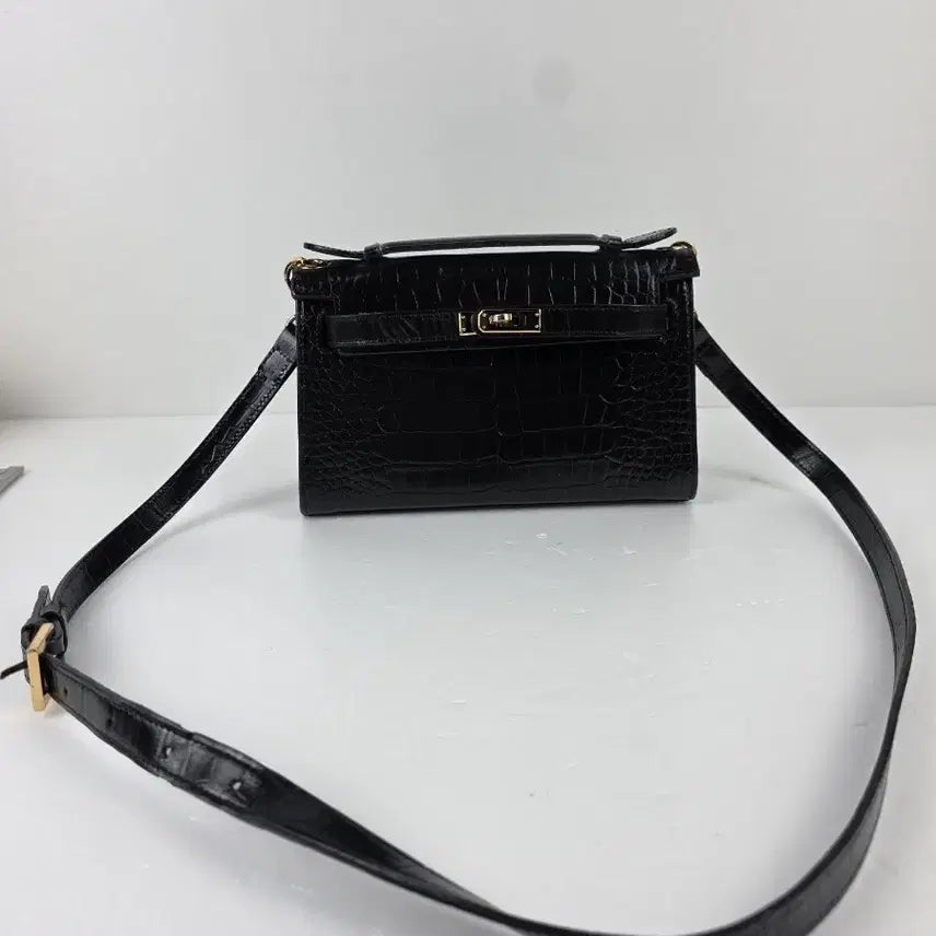 [BUNJANG] Gang Sister Genuine Leather Crocodile Embossed Crossbody Bag / 빈트로^^ 강자매 강시스터 천연가죽 크로스백 에르메스 스타일