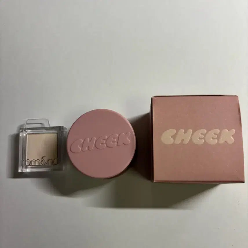 [BUNJANG] Tonymoly Jelly Blusher Fog Pink & Rom&nd Single Shadow Warm Volumer Bundle Set / 토니모리 젤리블러셔 01 포그핑크 + 롬앤 싱글 섀도우 웜볼류머 일괄