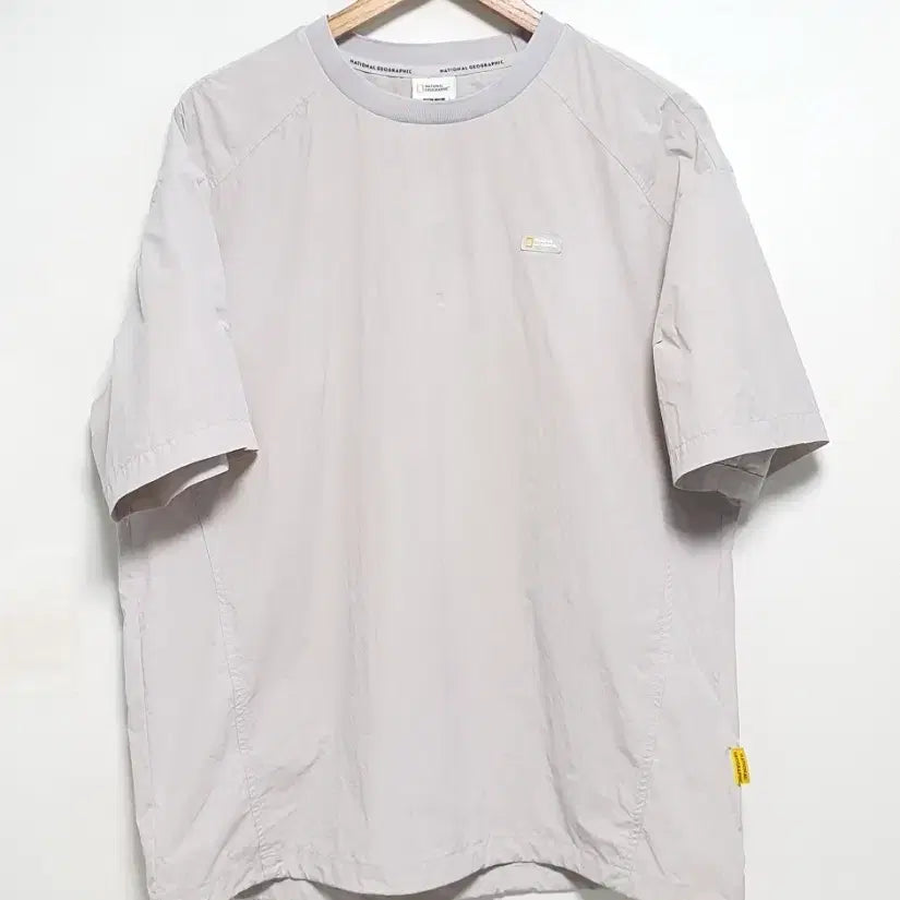 [BUNJANG] National Geographic Functional T-Shirt Light Gray Size 110 / 내셔널지오그래픽 기능성 반팔티 110사이즈 라이트그레이