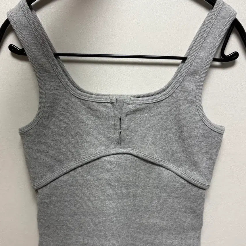[BUNJANG] LCDC TM Sleeveless Top / Lcdc tm 슬리브리스