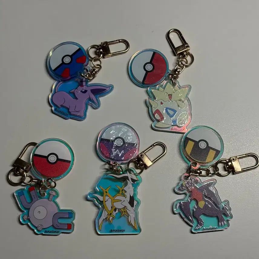 [BUNJANG] Pokemon Keychains (Eevee, Togepi, Magnemite, Arceus, Garchomp) / 포켓몬 키링 (에브이, 토게피, 코일, 아르세우스, 한카리아스)