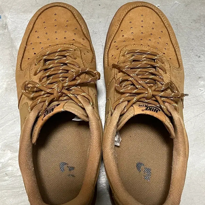 [BUNJANG] Nike Air Force 1 'Uptown' Wheat 280mm Sneakers / 에어포스 된장 280