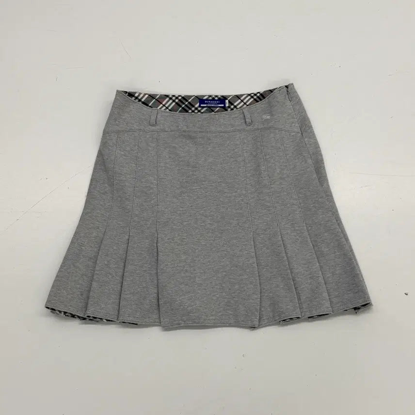 [BUNJANG] Burberry Blue Label Pleated Skirt (Gray) Size 38 / BURBERBERY 버버리 블루라벨 플리츠 스커트 (그레이) 38