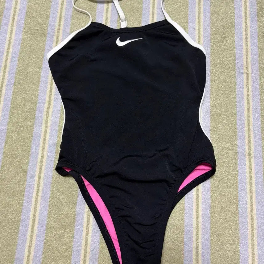 [BUNJANG] Nike Swim Women's Adjustable Solid T-Back High-Cut Swimsuit / 나이키스윔 여성 어드저스터블 솔리드 T-백 하이컷