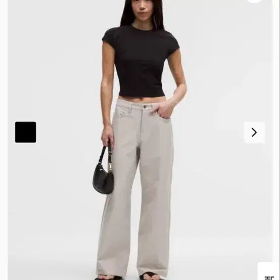 [BUNJANG] Lululemon Eaze Five Low-Rise Wide Leg Pants Asia Fit / 룰루레몬 이지 파이브 로우라이즈 와이드 레그 팬츠 아시아핏