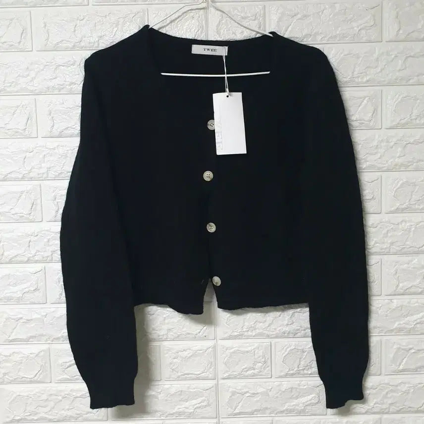 [BUNJANG] TWEE Cropped Cardigan / TWEE 크롭 가디건 판매합니다