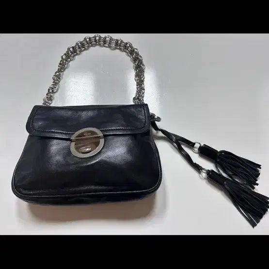 [BUNJANG] PRADA Black Leather Tassel Chain Shoulder Bag Mini Bag / PRADA 블랙 레더 태슬 체인 숄더백 양가죽 명품백 미니백