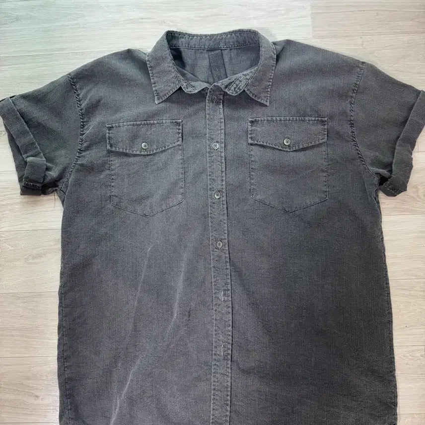 [BUNJANG] Coup De Effet Camila Two-Pocket Roll-Up Short-Sleeve Shirt L / 코프위 카밀라 투포켓 롤업 반팔 셔츠 L
