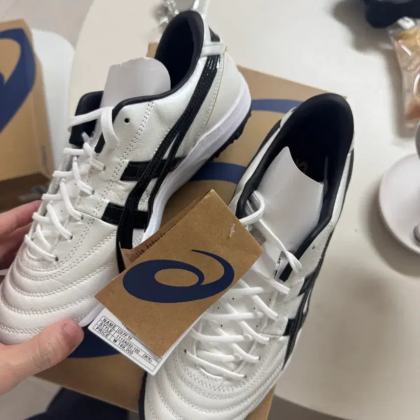 [BUNJANG] Asics C3 Football Boots - White - Size 255 - New / 아식스c3 255 화이트 새제품
