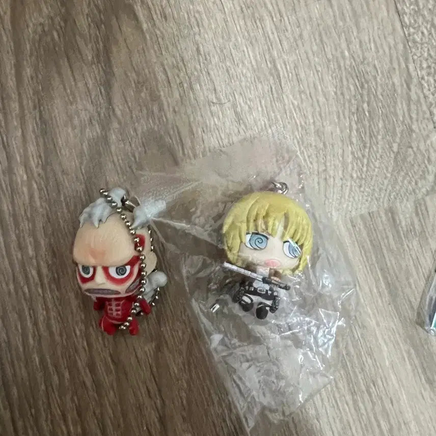 [BUNJANG] Attack on Titan Colossal Titan Armin Karako Keyring / 진격의거인 초대형 거인 아르민 카라코레 키링