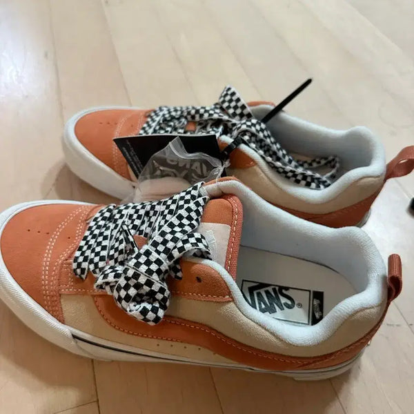[BUNJANG] Vans Old Skool Orange/Beige Checkerboard Laces Sneakers (New) / 반스 올드스쿨 오렌지/베이지 체커보드 끈(새상품)