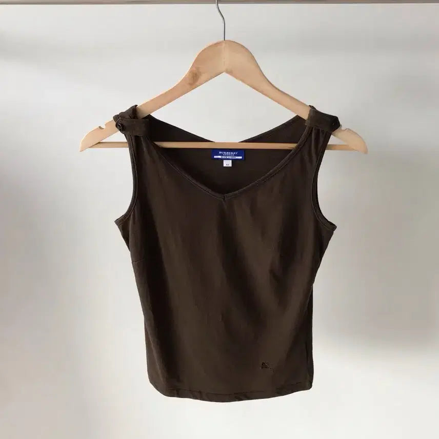 [BUNJANG] Burberry Logo V-Neck Sleeveless Top Brown / 버버리 로고 브이넥 브라운 슬리브리스 나시