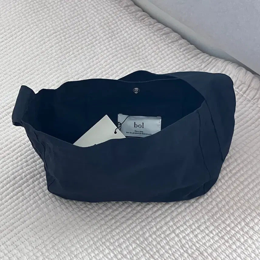 [BUNJANG] Mani Mani Mode BOL Bag / 급처!!!!매니매니모드 bol 제작 가방