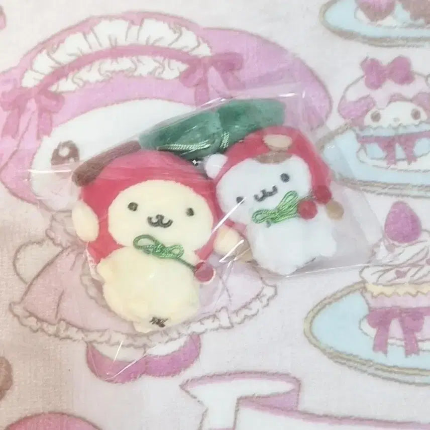 [BUNJANG] Rakkyo's General Store Cherry Mascot Pompompurin Muffin Keychain / 락교의잡화점 | 산리오 체리 마스코트 폼폼푸린 머핀 키링 판매!