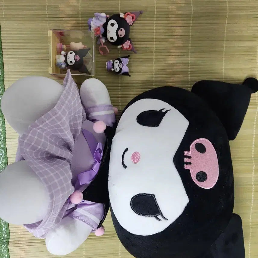 [BUNJANG] Kuromi Doll Set / 쿠로미 인형 세트