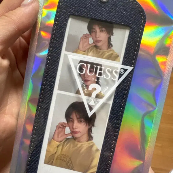 [BUNJANG] Guess Hyunjin Life Four Cut Photo / 게스 현진 인생네컷