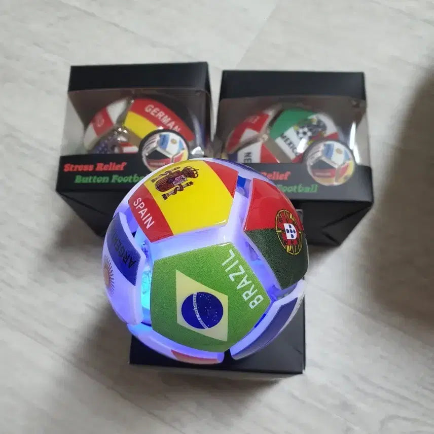 [BUNJANG] Stress Ball Soccer Ball World Cup Flag Keyring / 스트레스 볼 축구공 월드컵 국기 키캡키링 개당가격