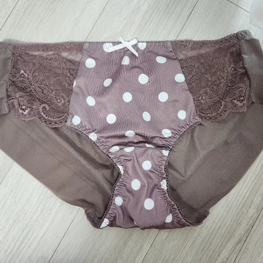 [BUNJANG] Dot Lace Women's Panty (M Size) / 도트 레이스 여성팬티 - 중고