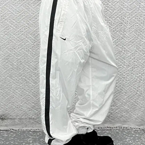 [BUNJANG] Nike 00s Sideline Track Pants XL / 나이키 빈티지 00's 사이드라인 바람막이 트랙팬츠 XL C12878