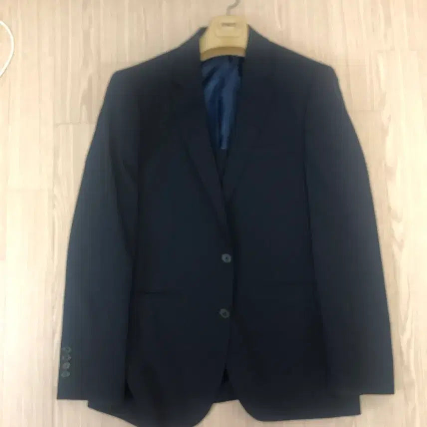 [BUNJANG] TNGT Slim Fit Suit Jacket Navy / TNGT정장 자켓 팔아요. 상태 완전 양호(사이즈 103인데 슬림핏)