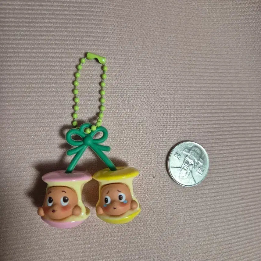 [BUNJANG] Twinkle Keychain with Two Apples / 귀여운트윙클키링
