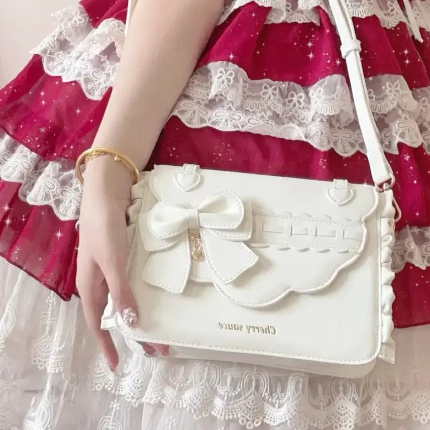 [BUNJANG] Lolita Ribbon Lace Shoulder Bag Crossbody / 로리타 리본 레이스 숄더백 크로스백 아이보리 양산형지뢰계리즈리사히메갸루
