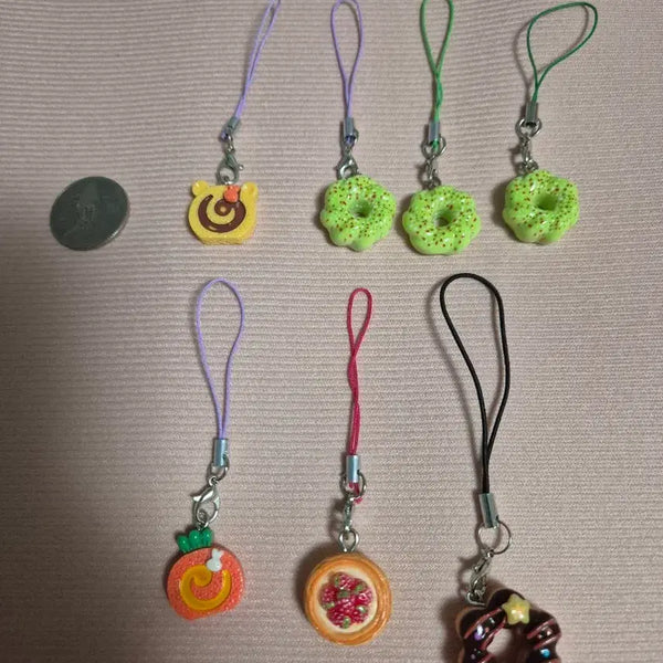 [BUNJANG] Handmade Bread & Donut Charm Keychain / 귀여운키링(빵,도넛)