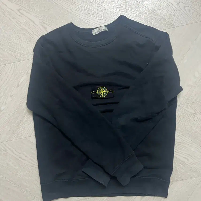 [BUNJANG] Stone Island Sweatshirt Black 23FW Fleece / 스톤아일랜드 맨투맨 블랙 23fw 기모