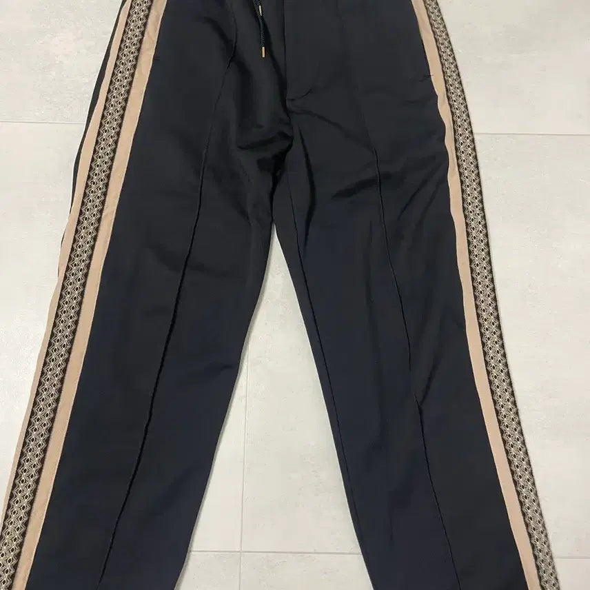 [BUNJANG] Sasquatchfabrix. Track Pants Limited Color Large / 사스콰치패브릭스 트랙팬츠 한정컬러 라지사이즈