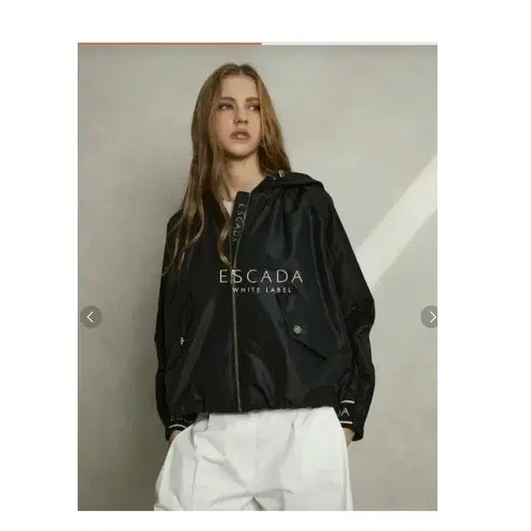 [BUNJANG] Escada Glowing Windbreaker Zip-Up Jumper M Size Authentic / 에스까다 ESCADA 글로잉 바람막이 집업 점퍼 m 사이즈 정품