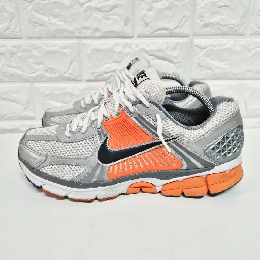 [BUNJANG] Nike Zoom Vomero 5 Sneakers (275mm) / 나이키 275mm(270~275) 줌 보메로 5  운동화